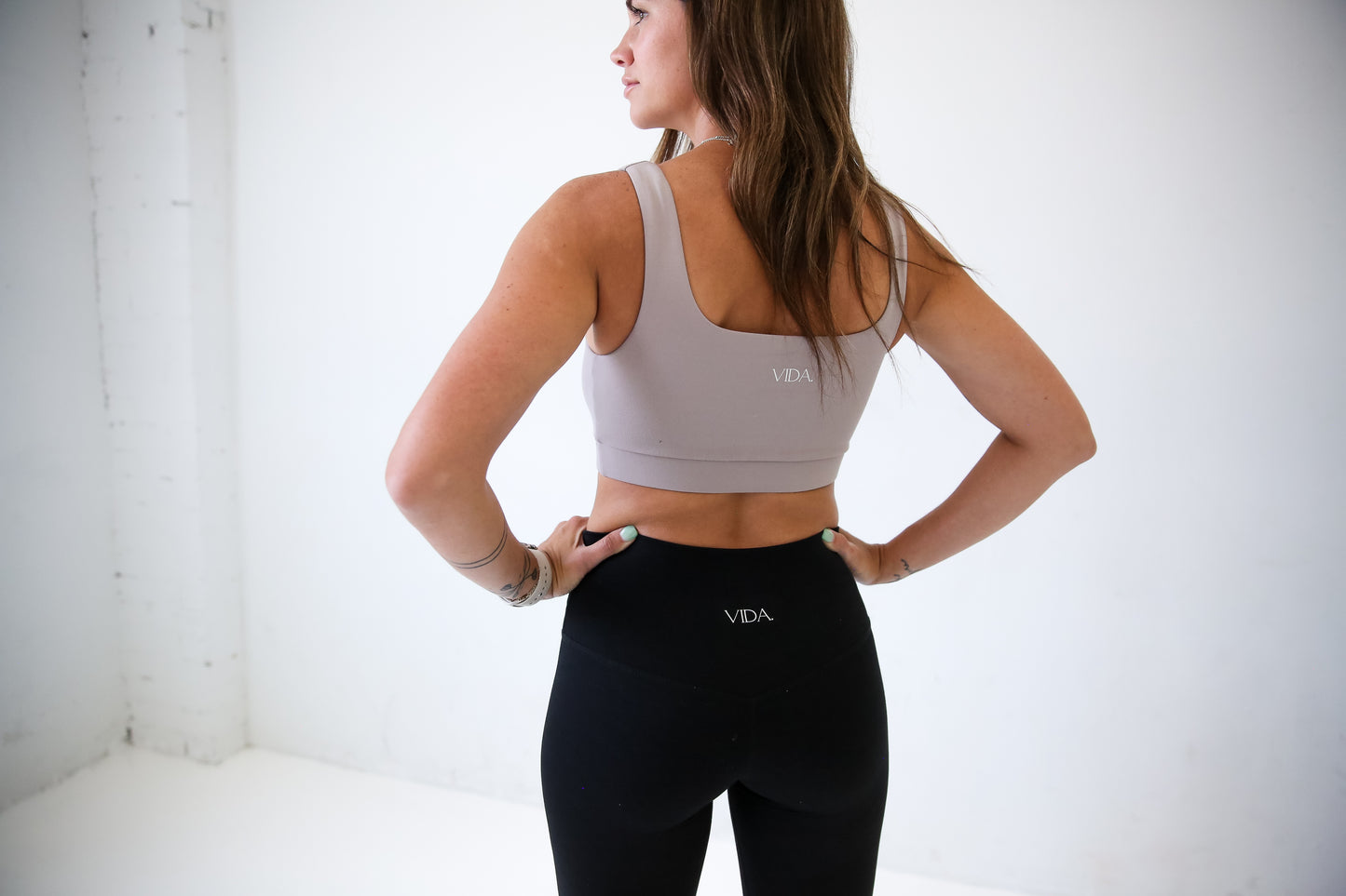 Vida Dream Wide Scoop Bra (Stone)