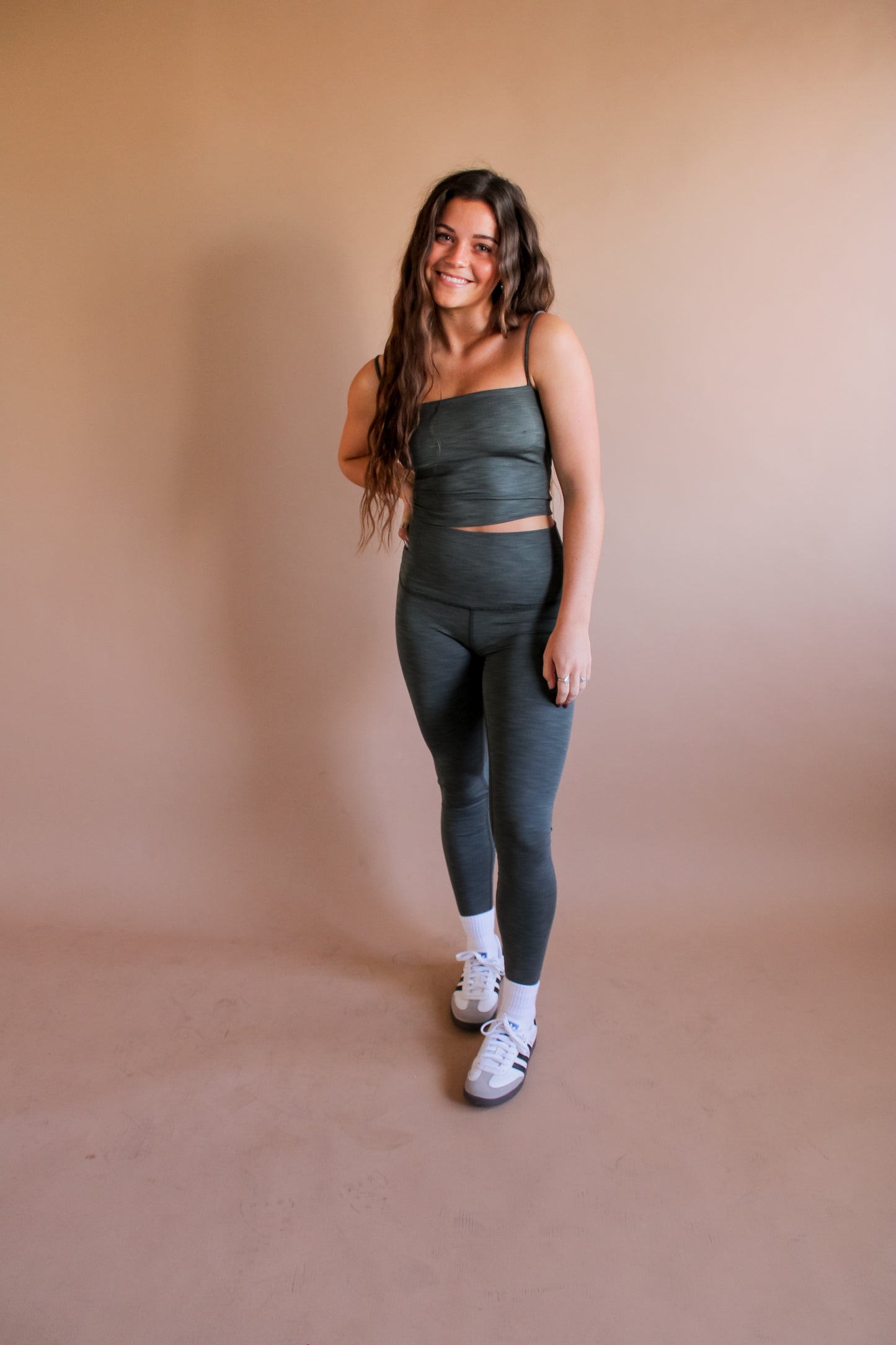 Vida Ribbed Lux Longline Bra (forest ribbed)